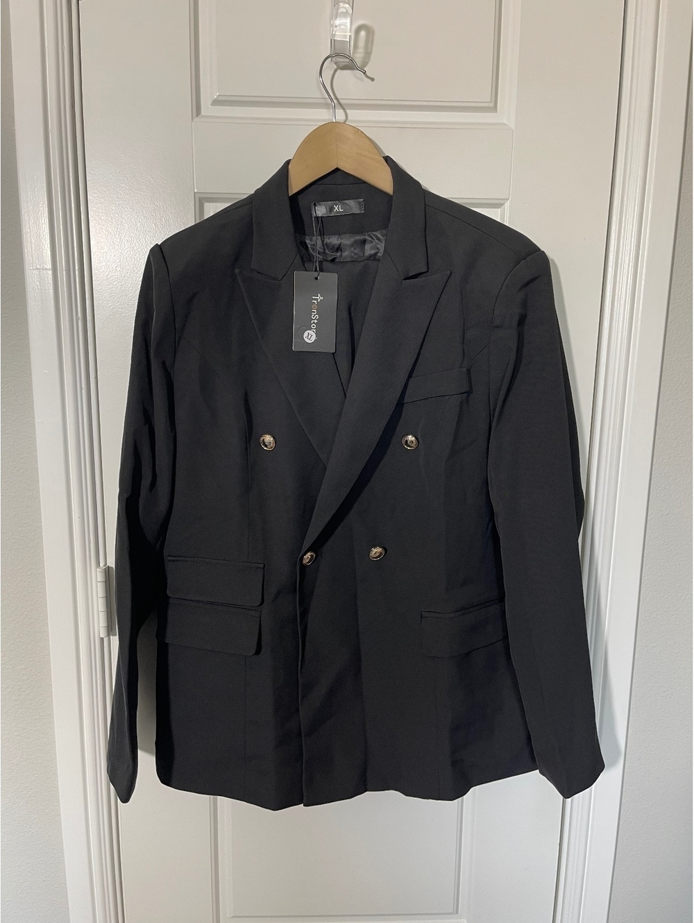 Women’s Pant Suits Size XL Black Double Breasted 2 Pieces W420